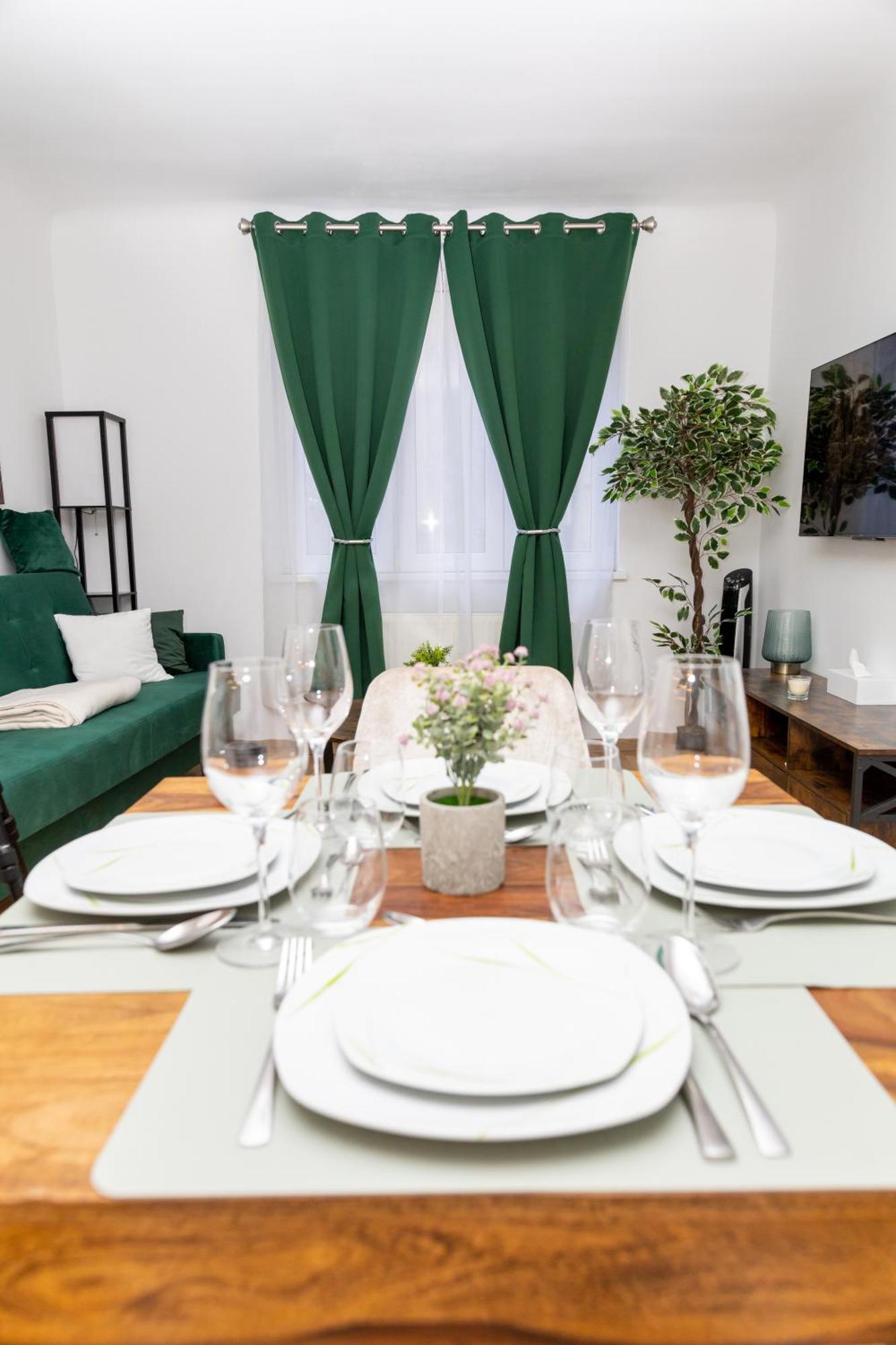 City Apartment Top Location, Quiet And Cozy Ideal To Relax Or Work Wien Exteriör bild