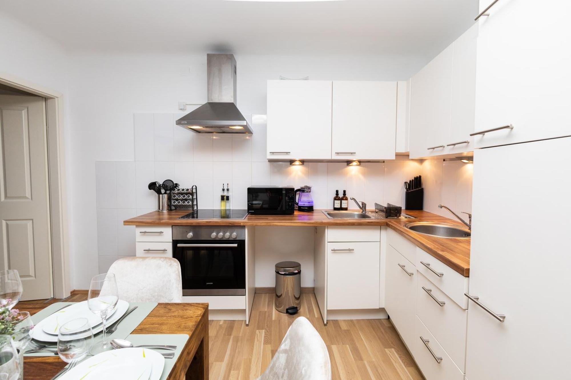 City Apartment Top Location, Quiet And Cozy Ideal To Relax Or Work Wien Exteriör bild