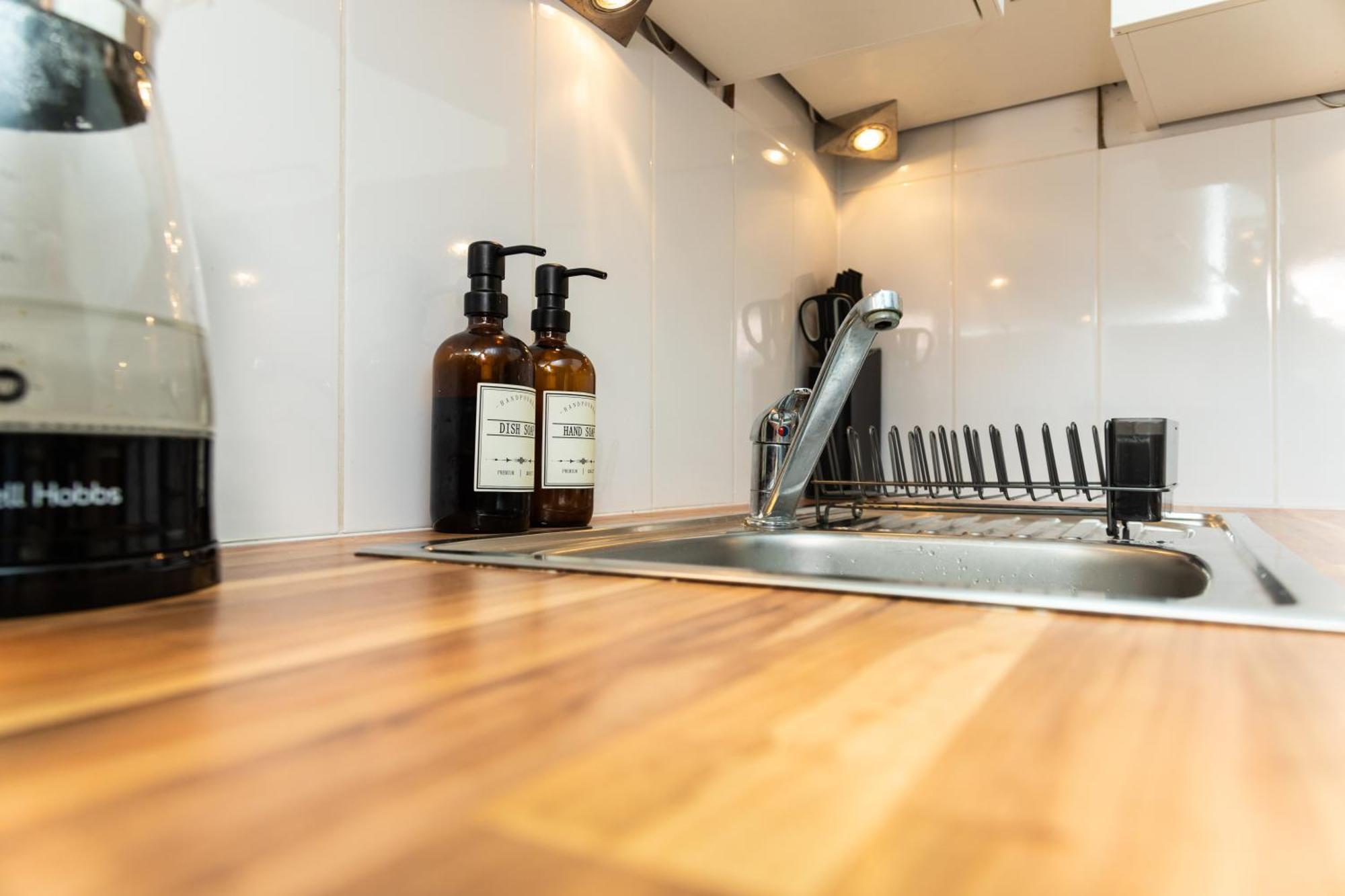 City Apartment Top Location, Quiet And Cozy Ideal To Relax Or Work Wien Exteriör bild