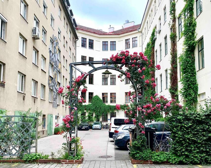 City Apartment Top Location, Quiet And Cozy Ideal To Relax Or Work Wien Exteriör bild